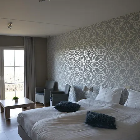 Nieuwhof فندق مبيت وإفطار 4*